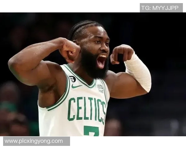 杰伦布朗的崛起与挑战：从新星到NBA顶尖球员的奋斗之路